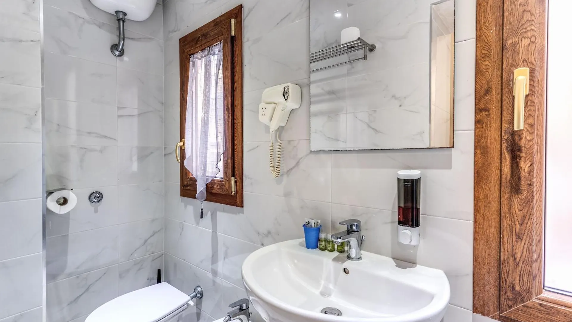 Hotel Family House Roma